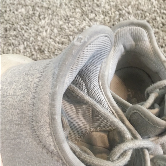 Adidas - Picture 2 of 2